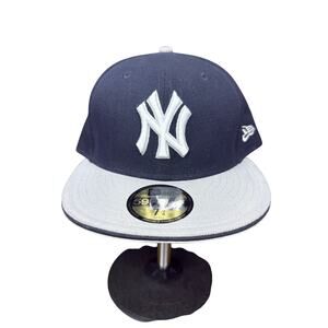 New York Yankees MLB‎ Genuine Merchandise New Era 59Fifty Gray Thick Bill 7 3/4